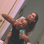 Profile Picture of Sophia Gore & Kira Grossfield (@so.so_ki.ki) on Instagram