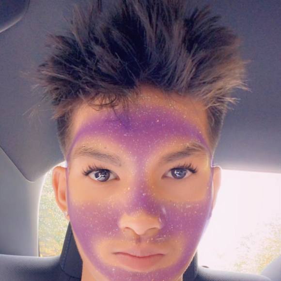 Profile Picture of David Fernandez pascual (@dfernandez_26) on Poshmark