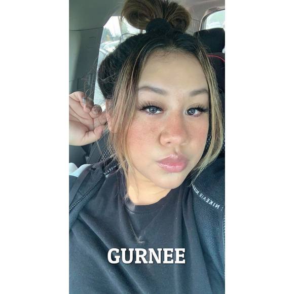 Profile Picture of Graciela Campos (@graciela_campos) on Poshmark