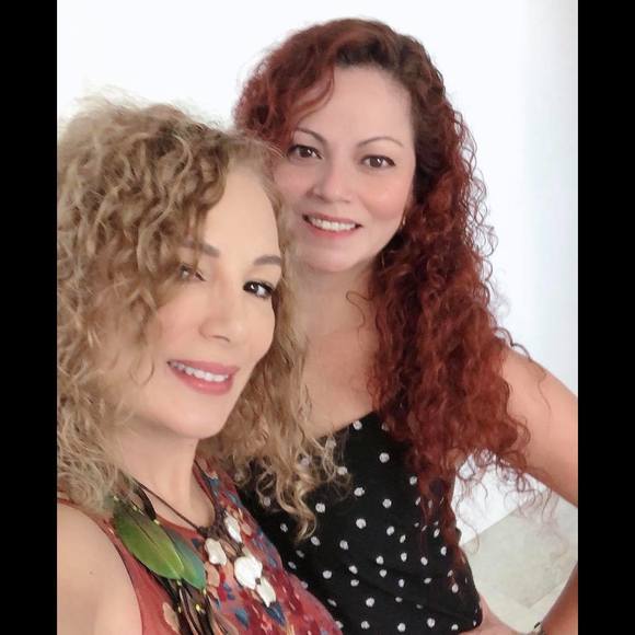 Profile Picture of Paola Ulloa (@rpaolaulloa) on Poshmark