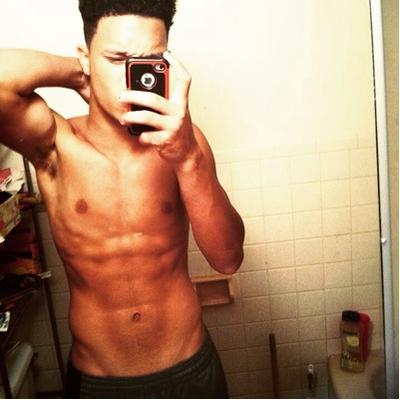Profile Picture of Myron Thompson (@konfused81) on Twitter