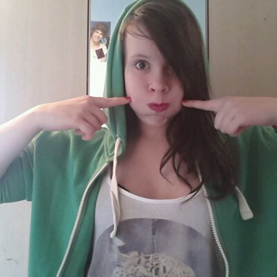 Michelle Helling - Twitter Profile Picture of Michelle Helling (@Maxine_Helling) on Twitter