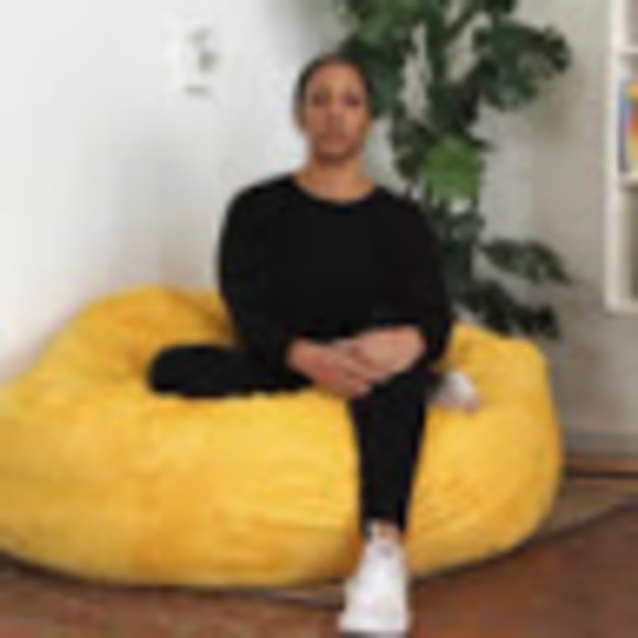 Profile Picture of Brandi Pettijohn (@bpettijohn) on Poshmark