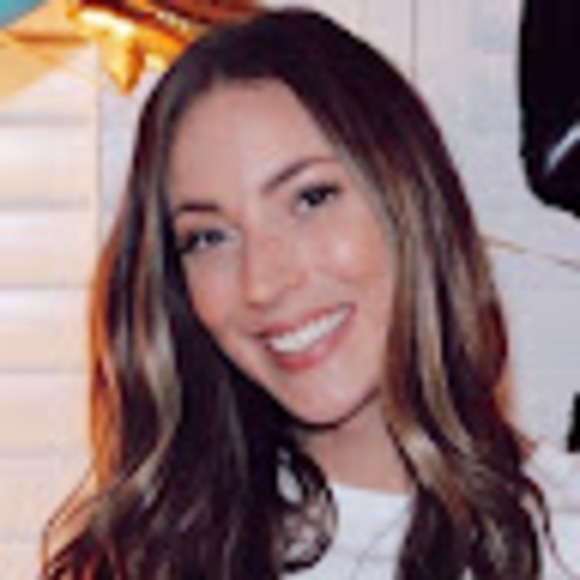 Candace Mckinney - Poshmark Profile Picture of Candace Mckinney (@cmckinney1208) on Poshmark