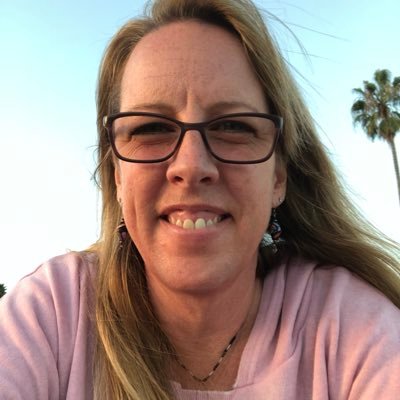 Profile Picture of Lori Chollar (@lorichollar) on Twitter