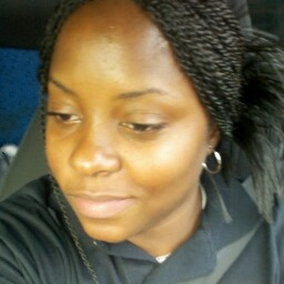 Profile Picture of Kianda Pritchett (@kianda27) on Poshmark