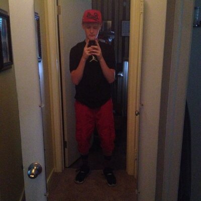 Profile Picture of Bart Dewitt-Sutton (@Just_Dewitt3) on Twitter