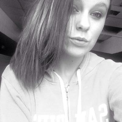 Profile Picture of Mackenzie Coffey (@CoffeyKenzie) on Twitter