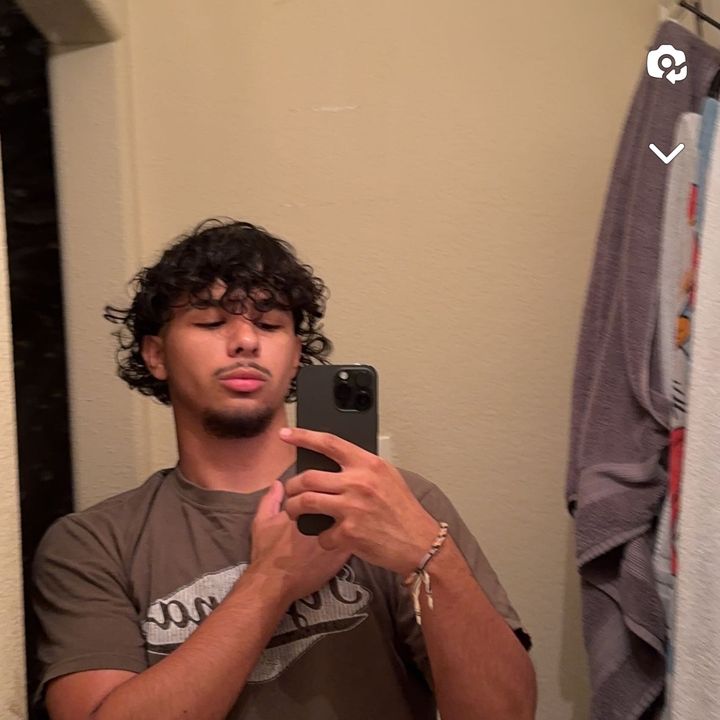 Profile Picture of Justin Pichardo (@luh.justinx2) on Tiktok