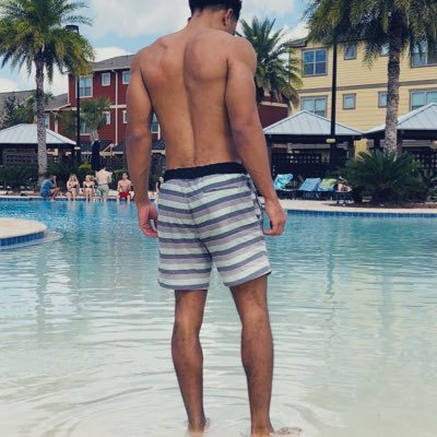 Profile Picture of Jordan Sharpe (@jsharpe_) on Twitter