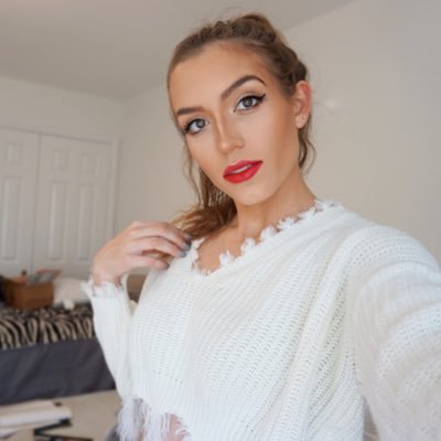 Profile Picture of Christie Allison (@calliso_) on Twitter