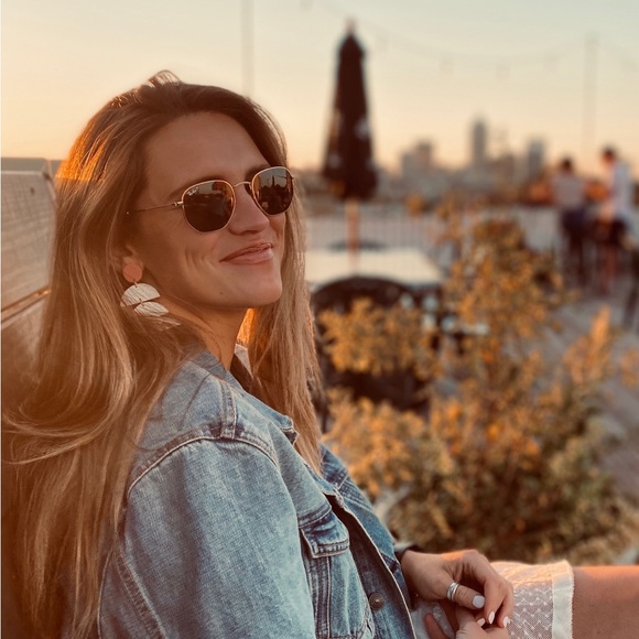Profile Picture of Morgan Key (@morgankkey0) on Poshmark