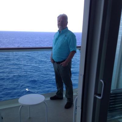 Profile Picture of Dave Hollett (@DeerParkDavid) on Twitter