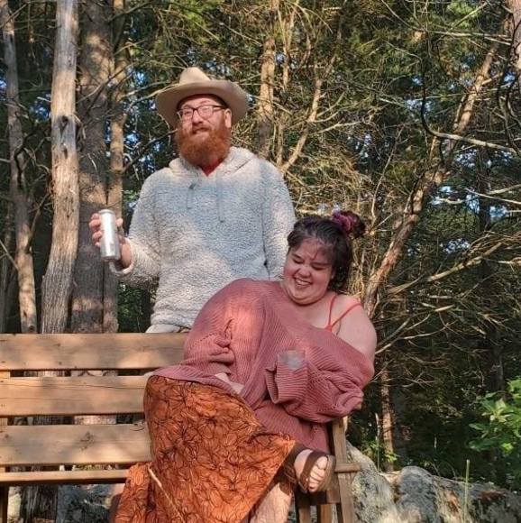 Profile Picture of Grace Moyer (@gracerubyroses) on Poshmark