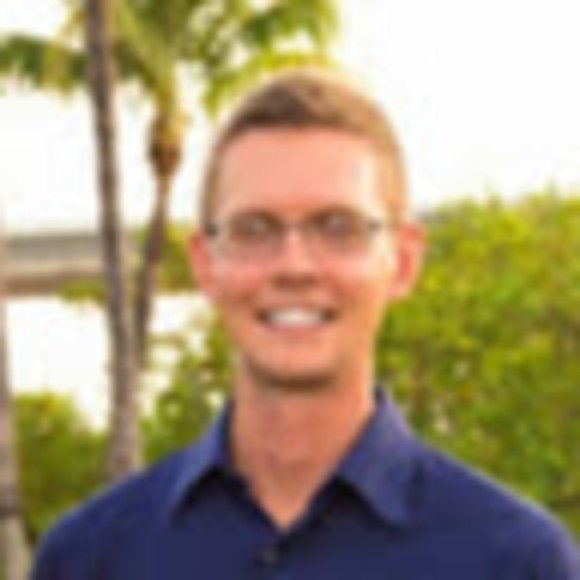 Profile Picture of Benjamin Zak (@zakbjp) on Poshmark