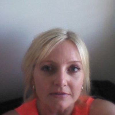 Profile Picture of Julia Plant (@PlantJulia) on Twitter