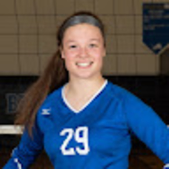 Profile Picture of Zoe Boxill (@zoeboxill) on Poshmark