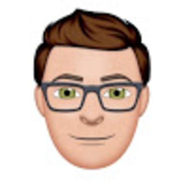Profile Picture of Matthew Savard (@matthewsavard) on Poshmark