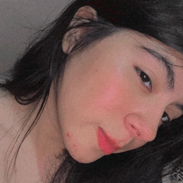 Profile Picture of adrianaalcoser (@adrianaalcoser) on Tiktok
