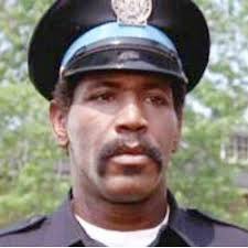 Profile Picture of Jeremy Parise (@OfficerHiTower) on Twitter