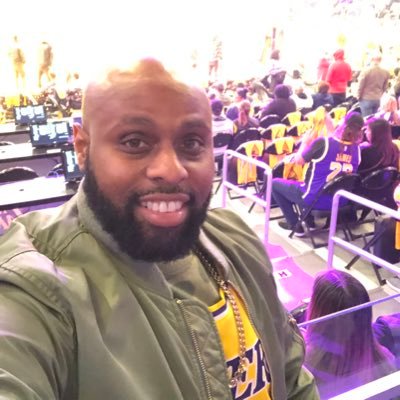 Profile Picture of Steve Cade (@SCadeisme) on Twitter