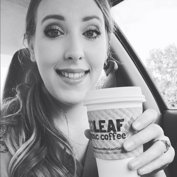 Profile Picture of Katie Mayberger (@katiemay2017) on Poshmark