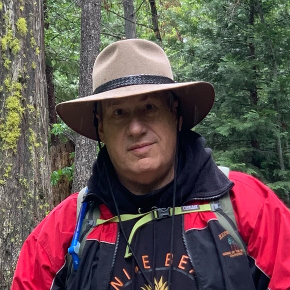 Profile Picture of Robert Lemon (@lemon8r16) on Poshmark