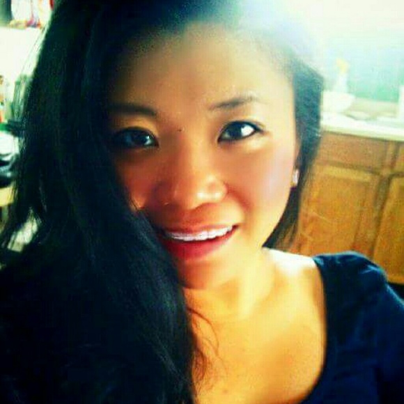 Profile Picture of Cindy Weldon (@thewholeoutfit) on Poshmark