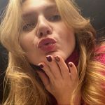 Profile Picture of Polina Litvinyuk (@poooli___13) on Instagram