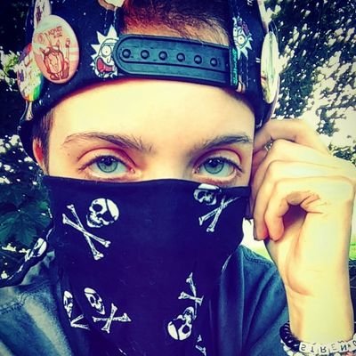 Profile Picture of Dustin Jay Carlton (@alien_squids) on Twitter