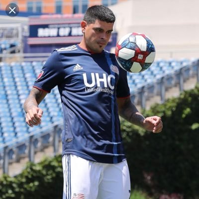 Profile Picture of Kyle (@KyBourque) on Twitter