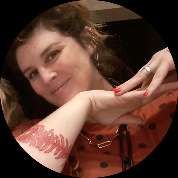 Profile Picture of Kelly Obrien (@yeskellyo) on Poshmark