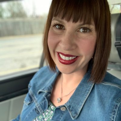 Profile Picture of Jennifer A. Shaver (@jennichristine) on Twitter