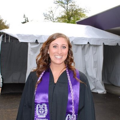 Profile Picture of Julia Marsh (@juliamarsh9) on Twitter