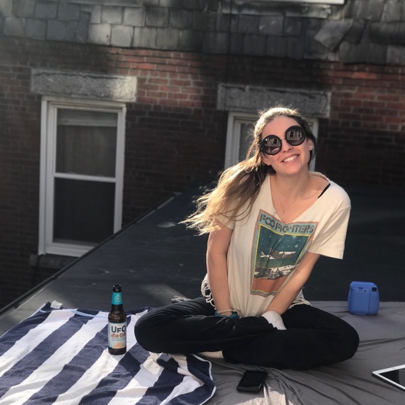 Profile Picture of Alexandra Roseman (@aroseman16) on Poshmark