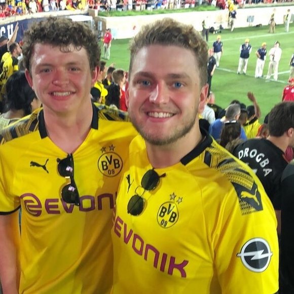 Profile Picture of Jacob Frank (@jacobthefrank) on Poshmark