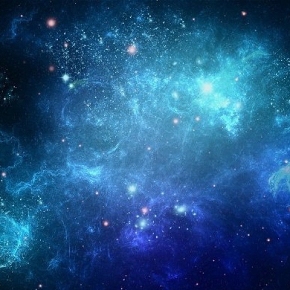 Profile Picture of Abby Eidsness (@aeidsness) on Poshmark