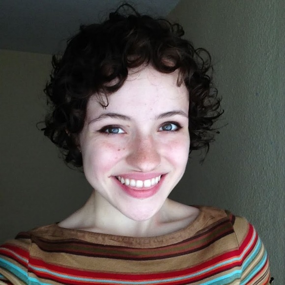 Profile Picture of Dominika Dzierzynski (@ddzierzynski) on Poshmark