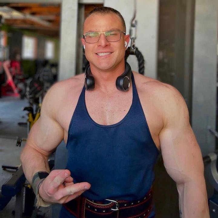 Profile Picture of Scott (@scottnan03) on Tiktok