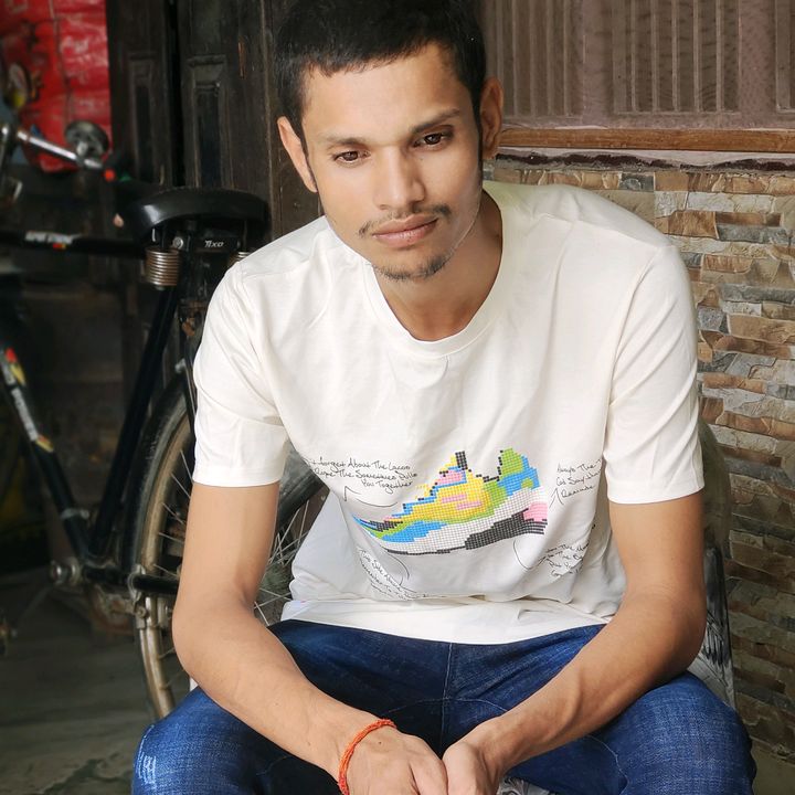 Profile Picture of Ratnesh  kumar (@ratneshkumar2485) on Tiktok