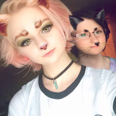 Profile Picture of Skye Carlson (@skye_yoo) on Twitter