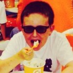 Profile Picture of Zach (@zach_my_butt) on Instagram