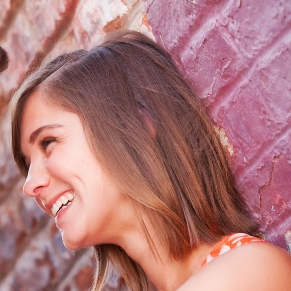 Profile Picture of Kate Cappaert (@kdcappaert) on Poshmark