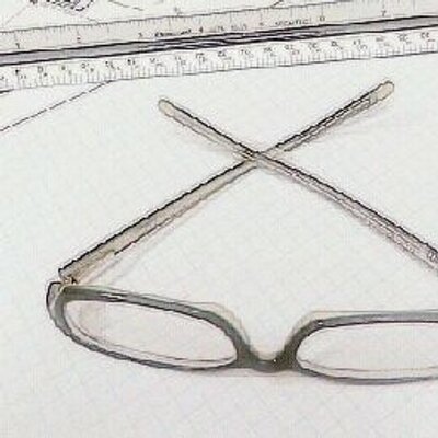 Profile Picture of Elizabeth Hahn (@OptimumSpecs) on Twitter