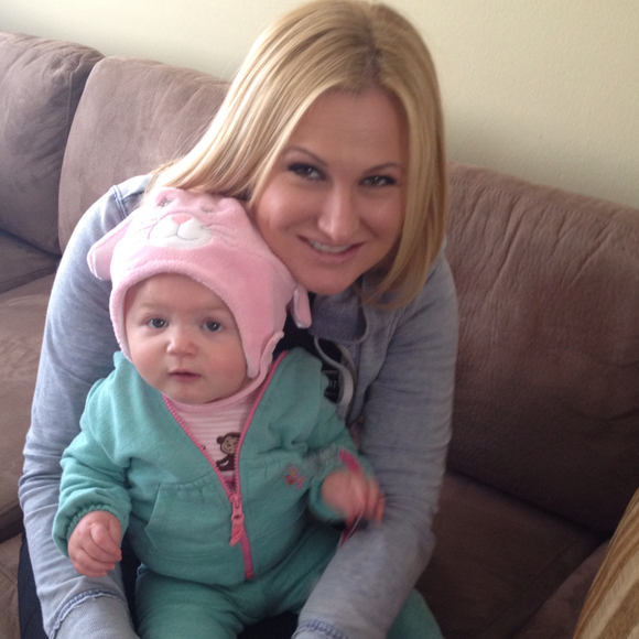 Profile Picture of Dawn Baril (@dawnbbaril) on Poshmark