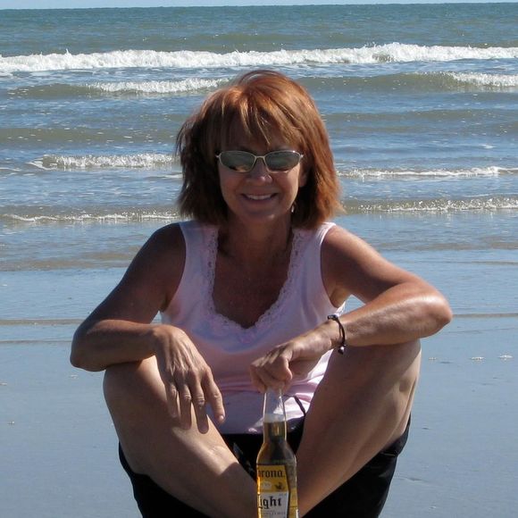 Profile Picture of Kathy Rikhoff plourde (@kathyip1) on Poshmark