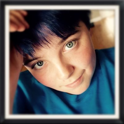 Profile Picture of Andrew Bedard (@DLbigfan2002) on Twitter