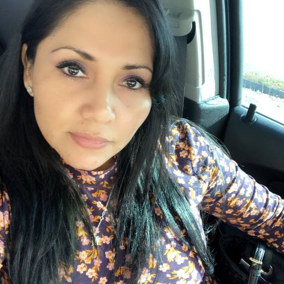 Profile Picture of Mariae Nadeau (@mariaenadeau) on Poshmark