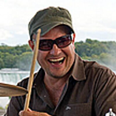 Profile Picture of Geoff Hicks (@GeoffHicksDrums) on Twitter