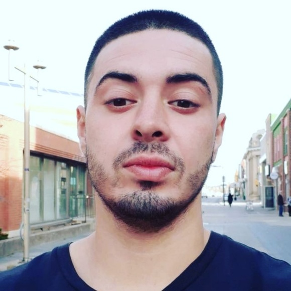 Profile Picture of Adam Bailey (@adam_bailey93) on Poshmark